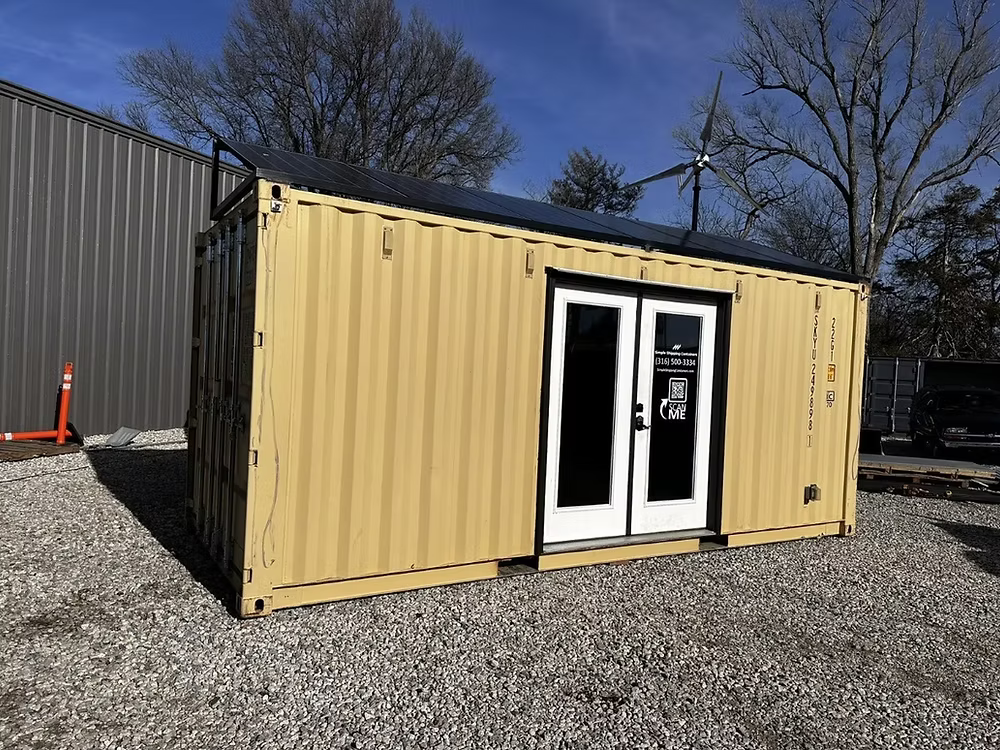 Conteneur Bureau 20 Pieds avec Installation Solaire - AGRIVITI MATERIEL AGRICOLE