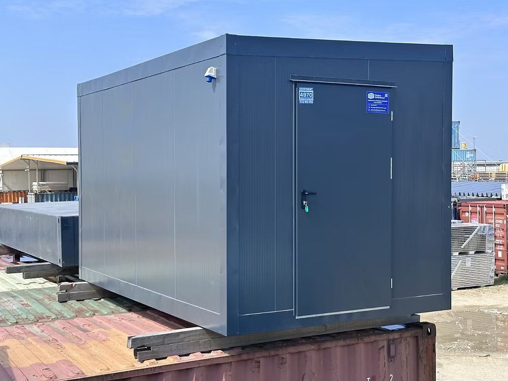 Conteneur Bureau 2,5×4 m – Pavillon de Sécurité Loge Gardien - AGRIVITI MATERIEL AGRICOLE