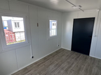 Conteneur Bureau 2,5×4 m – Pavillon de Sécurité Loge Gardien - AGRIVITI MATERIEL AGRICOLE