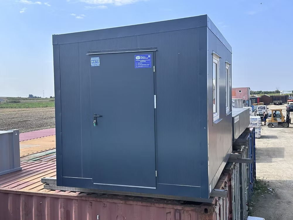 Conteneur Bureau 2,5×4 m – Pavillon de Sécurité Loge Gardien - AGRIVITI MATERIEL AGRICOLE