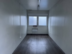 Conteneur Bureau 2,5 × 6 m – Chauffé, avec fenêtres - AGRIVITI MATERIEL AGRICOLE
