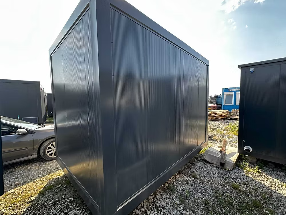 Conteneur bureau espace commercial ouvert – 13,5 m² - AGRIVITI MATERIEL AGRICOLE