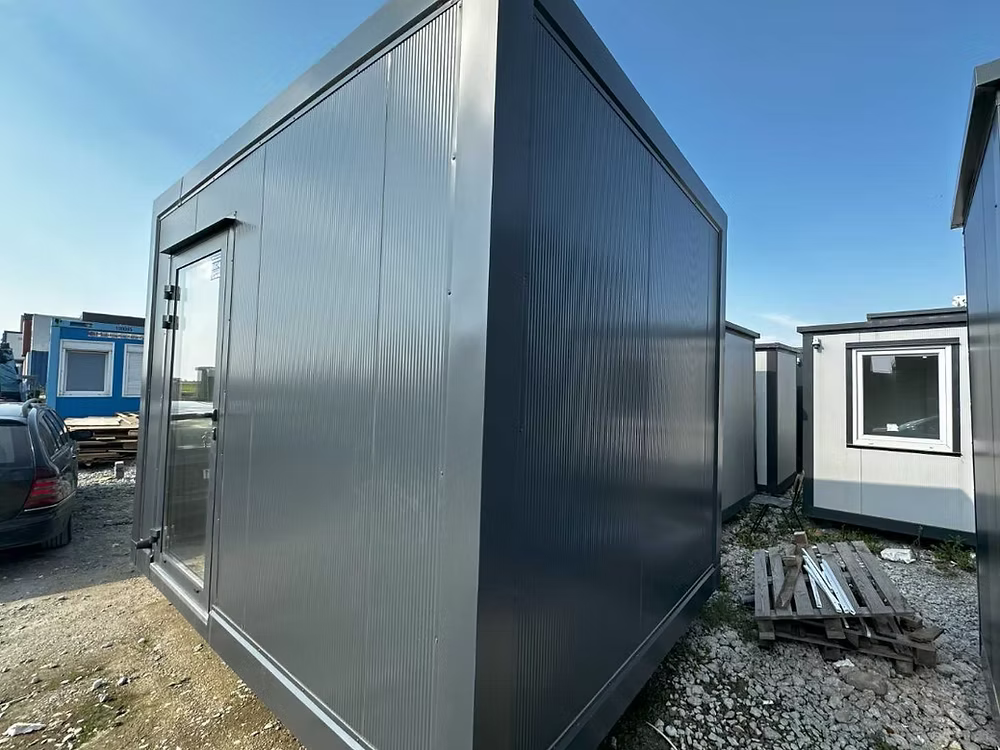 Conteneur bureau espace commercial ouvert – 13,5 m² - AGRIVITI MATERIEL AGRICOLE