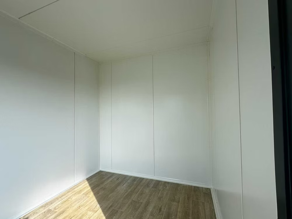 Conteneur bureau espace commercial ouvert – 13,5 m² - AGRIVITI MATERIEL AGRICOLE