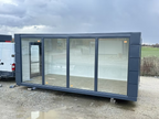 Conteneur commercial 3 × 6 m – Open space avec vitrines - AGRIVITI MATERIEL AGRICOLE