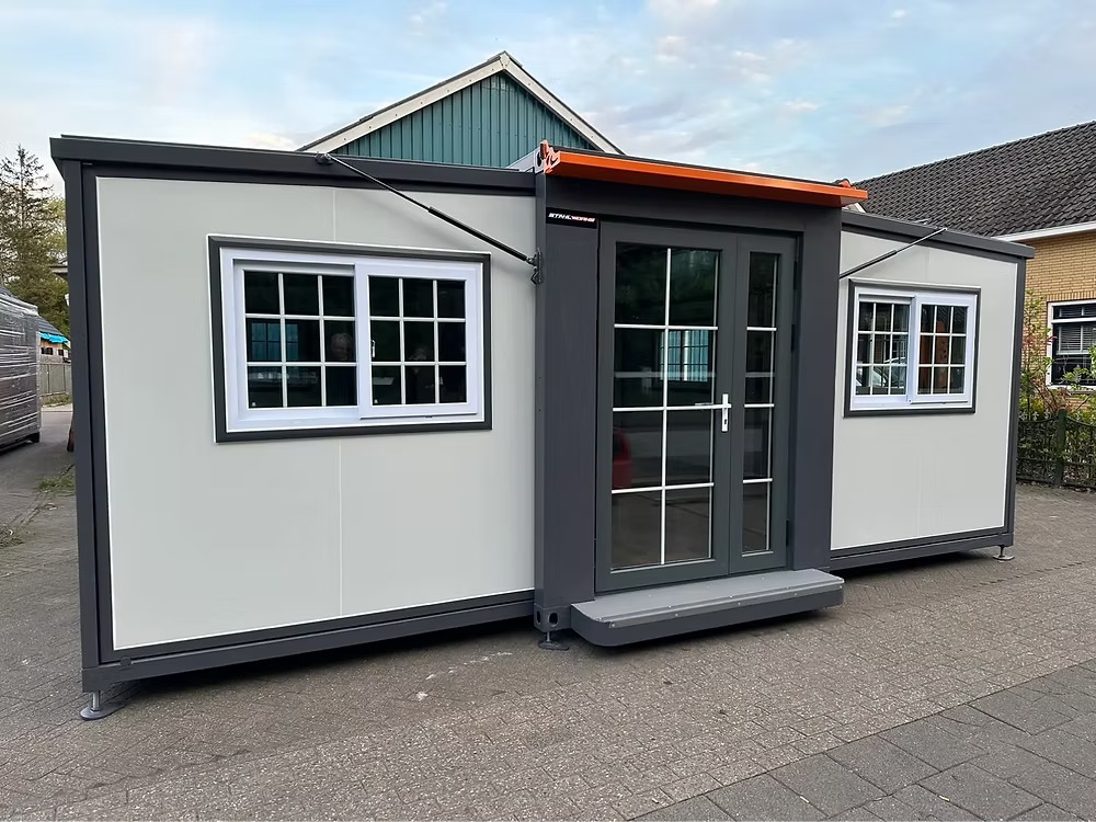 Conteneur mobile 19 × 20 ft – Modèle Tiny House Deluxe - AGRIVITI MATERIEL AGRICOLE