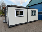 Conteneur mobile 19 × 20 ft – Modèle Tiny House Deluxe - AGRIVITI MATERIEL AGRICOLE