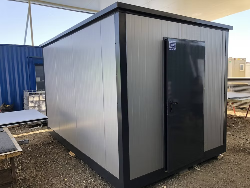 Conteneur de stockage 10 m² – 4 × 2,5 m - AGRIVITI MATERIEL AGRICOLE