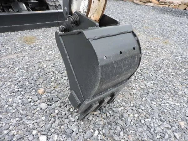 Bobcat 322G+Godets-Mini pelle –1,6 tonnes - AGRIVITI MATERIEL AGRICOLE