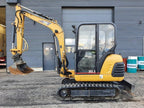 Caterpillar 302.5 (2002) – Mini-Pelle 2T8 en Bon État - AGRIVITI MATERIEL AGRICOLE