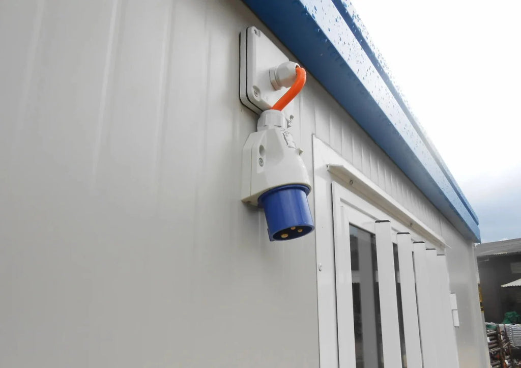 Container de chantier 4 × 2,4 m - AGRIVITI MATERIEL AGRICOLE