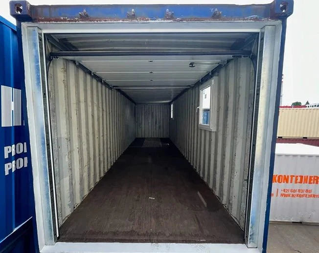 Container maritime 30 pieds d’occasion avec porte sectionnelle - AGRIVITI MATERIEL AGRICOLE