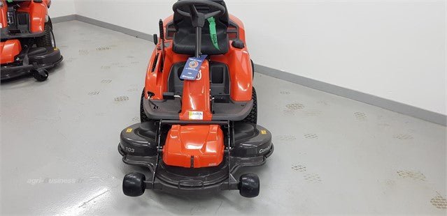 Équipement de tonte Husqvarna R216TAWD – 103 cm - AGRIVITI MATERIEL AGRICOLE