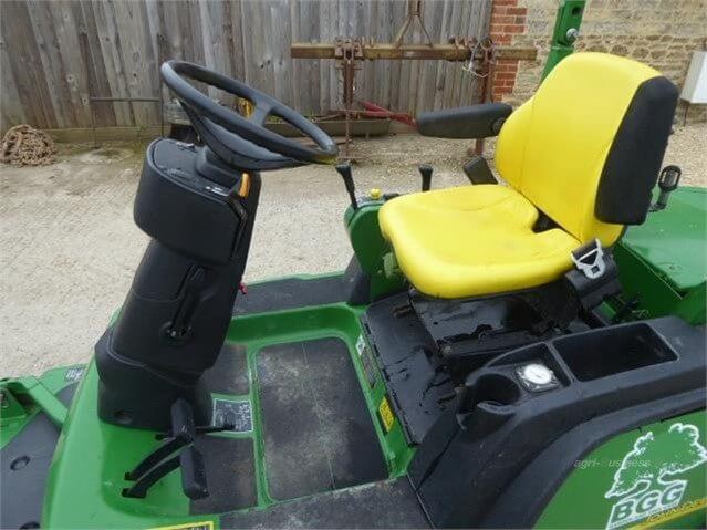 Équipement d’entretien JOHN DEERE 1445 II - AGRIVITI MATERIEL AGRICOLE