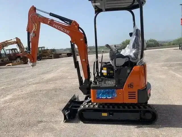 Hitachi ZAXIS 19U – Mini pelle 1,8 T - AGRIVITI MATERIEL AGRICOLE