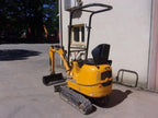 JCB 8008 CTS – Mini pelle avec 3 Godets - AGRIVITI MATERIEL AGRICOLE