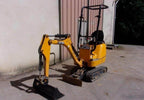 JCB 8008 CTS – Mini pelle avec 3 Godets - AGRIVITI MATERIEL AGRICOLE