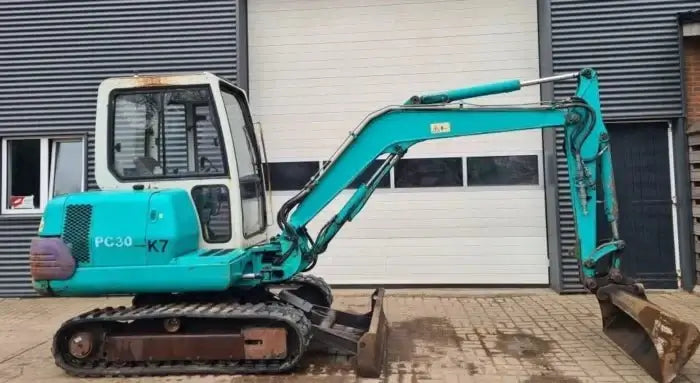 Komatsu PC30-7 – Mini-pelle  – 3,8 t - AGRIVITI MATERIEL AGRICOLE