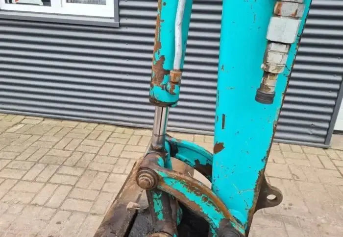Komatsu PC30-7 – Mini-pelle  – 3,8 t - AGRIVITI MATERIEL AGRICOLE