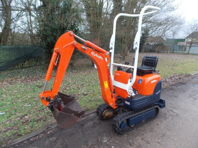 Kubota K008-3 Micro – Mini-pelle – 0,8 t - AGRIVITI MATERIEL AGRICOLE