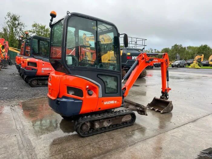 Kubota KX016-4 – Mini-pelle– 1,7 t - AGRIVITI MATERIEL AGRICOLE