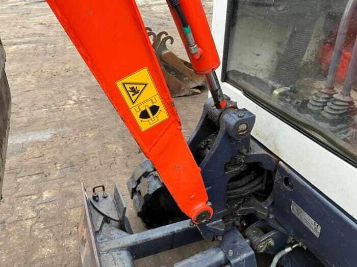 Kubota KX41-3V – 2005 – 1,63 t – Occasion - AGRIVITI MATERIEL AGRICOLE