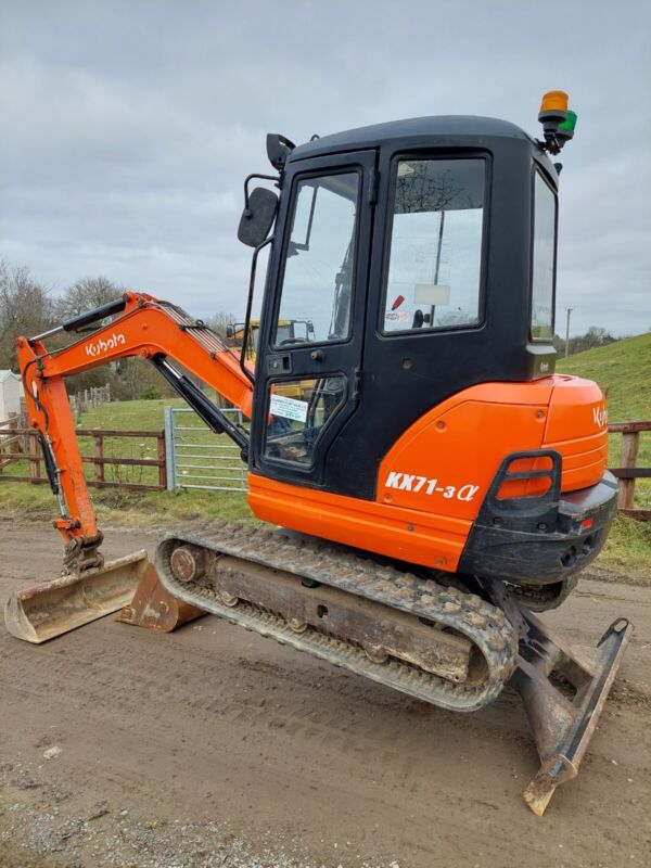 Kubota KX71-3+2 Godets-Mini pelle – 2,5 t - AGRIVITI MATERIEL AGRICOLE