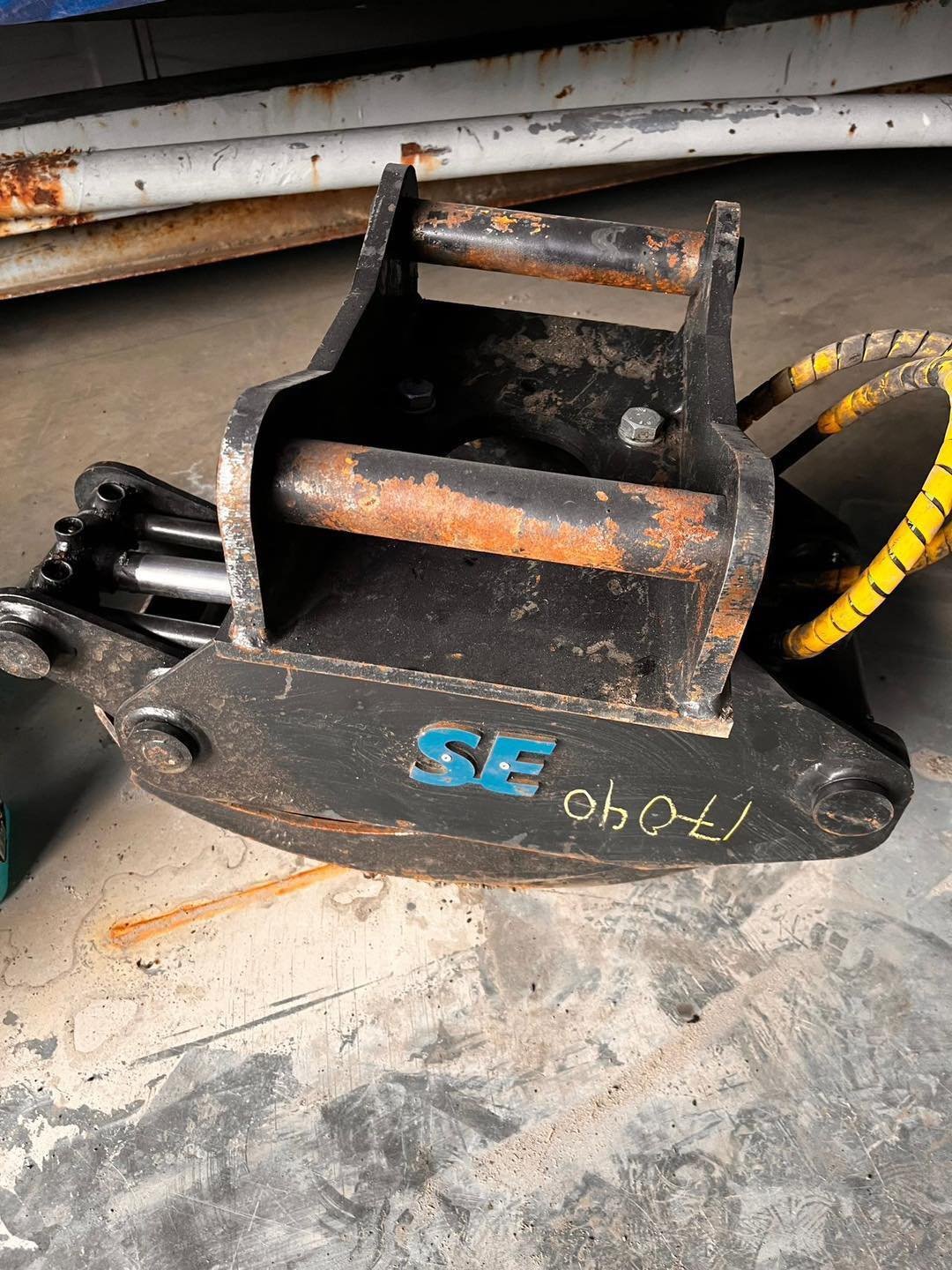 Kubota U2-3EU+Mini pelle 2,5t- avec remorque - AGRIVITI MATERIEL AGRICOLE