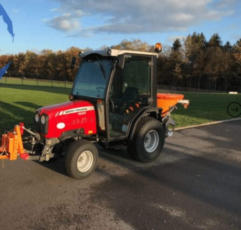 Massey Ferguson MF 1525 HC – Tracteur compact – 24 ch - AGRIVITI MATERIEL AGRICOLE