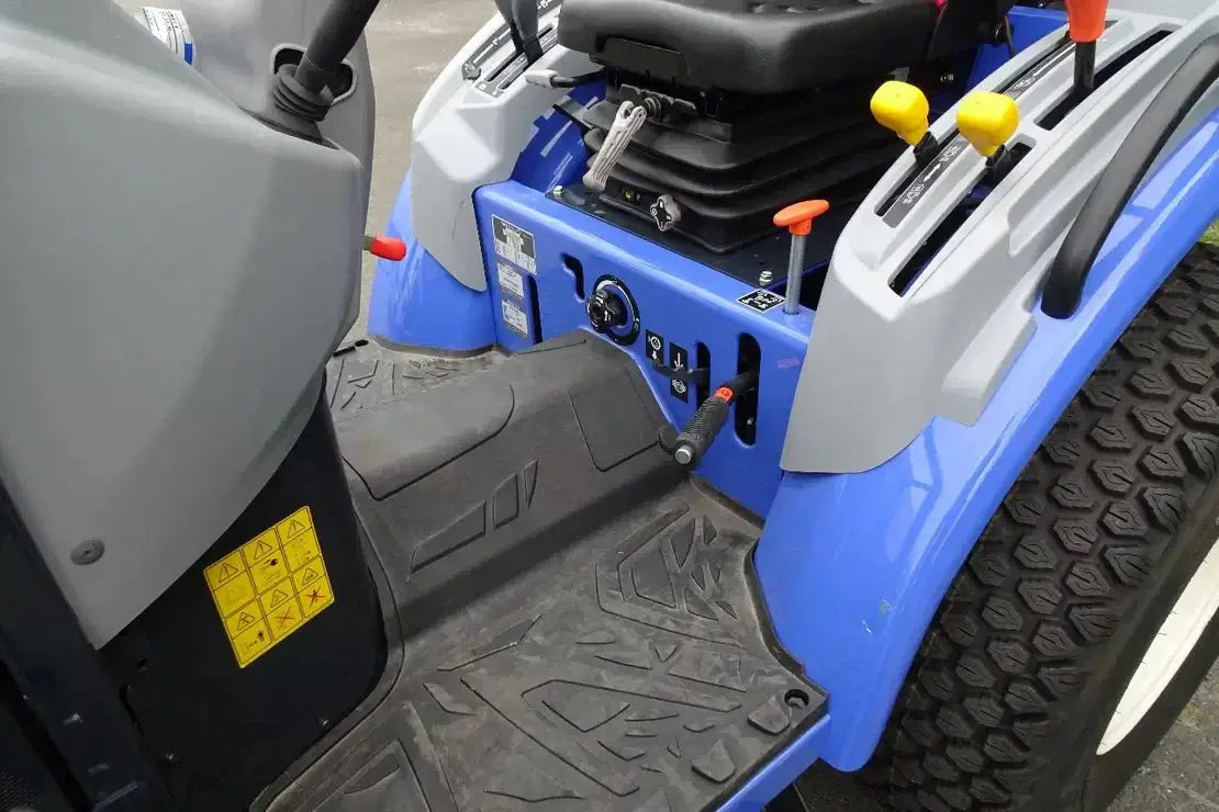 Micro-tracteur Iseki TM4270H – 2024-Occasion - AGRIVITI MATERIEL AGRICOLE