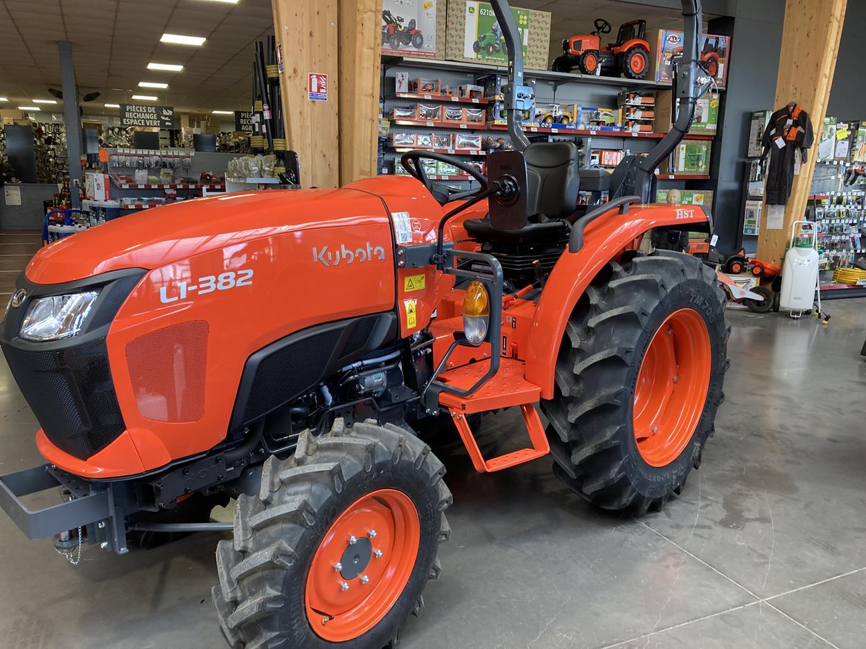 MICROTRACTEUR Kubota L1-382 HST - AGRIVITI MATERIEL AGRICOLE