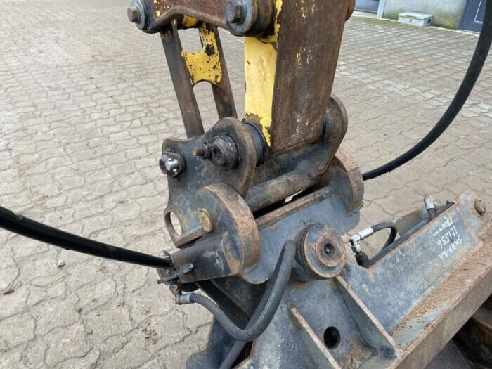 Mini pelle Komatsu PC20MR-2 – Occasion disponible - AGRIVITI MATERIEL AGRICOLE