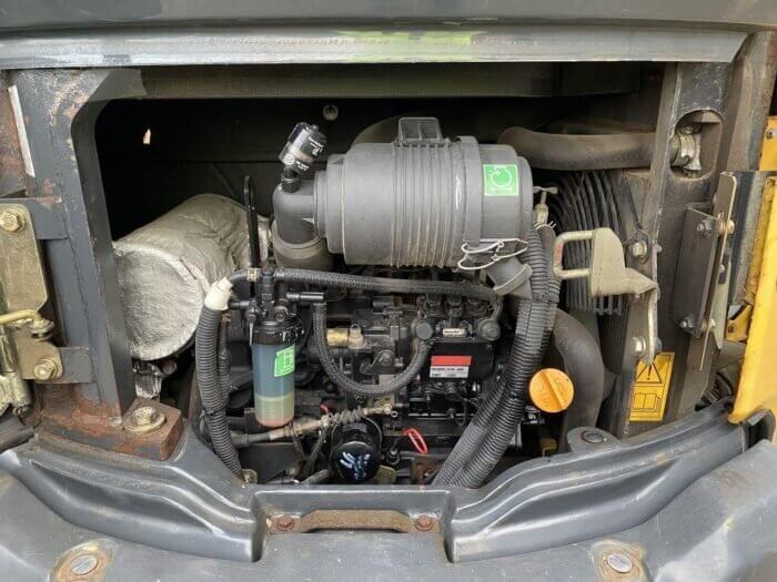 Mini pelle Komatsu PC20MR-2 – Occasion disponible - AGRIVITI MATERIEL AGRICOLE