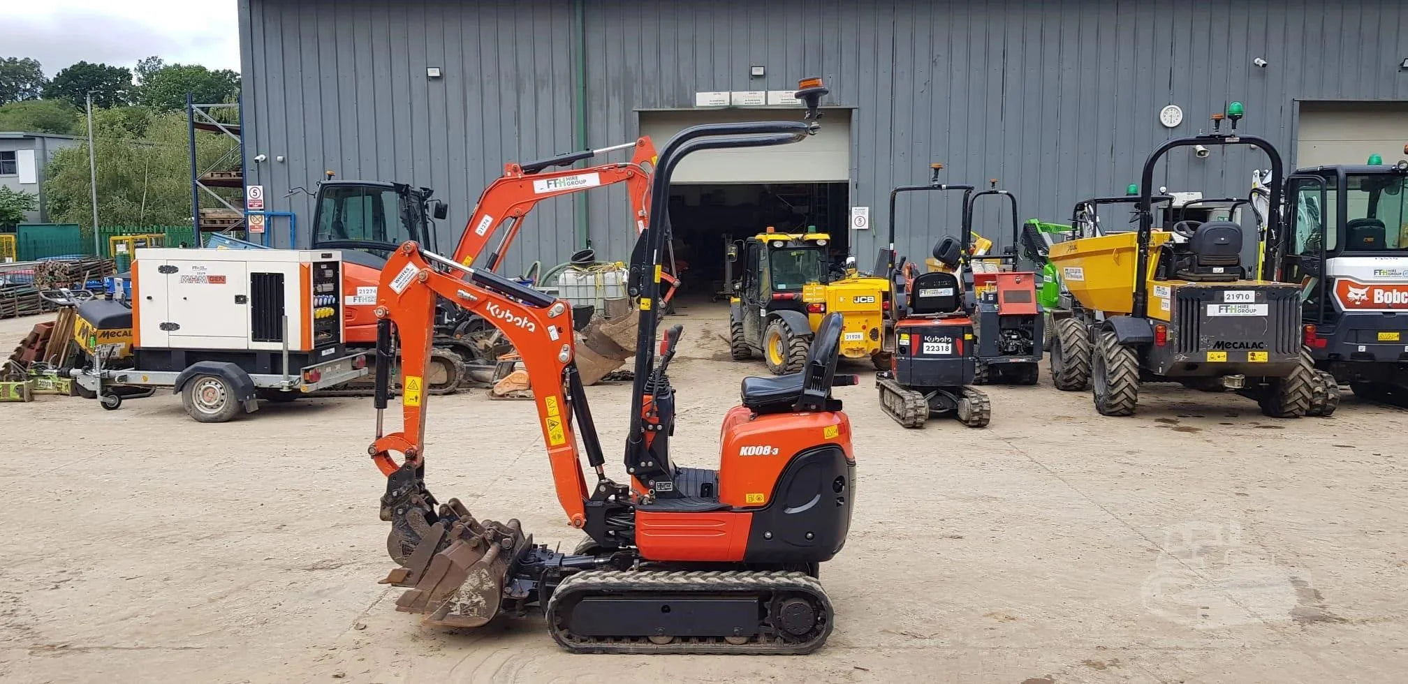 Mini-pelle Kubota K008-3 – 0,98 t – avec 3 godets - AGRIVITI MATERIEL AGRICOLE