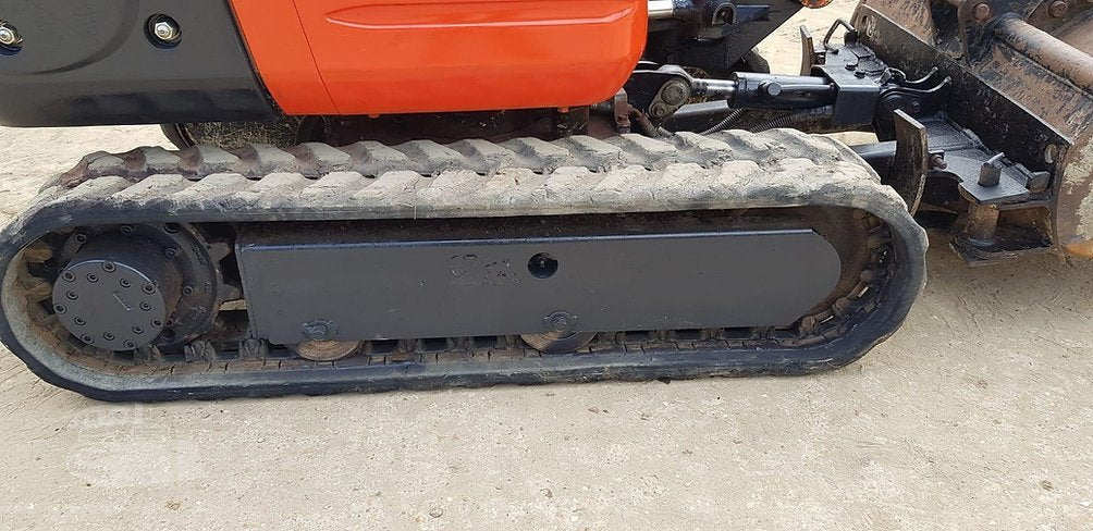 Mini-pelle Kubota K008-3 – 0,98 t – avec 3 godets - AGRIVITI MATERIEL AGRICOLE