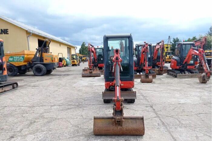 Mini-pelle Kubota KX015-4 – 2016 – 2 045 h – Occasion - AGRIVITI MATERIEL AGRICOLE