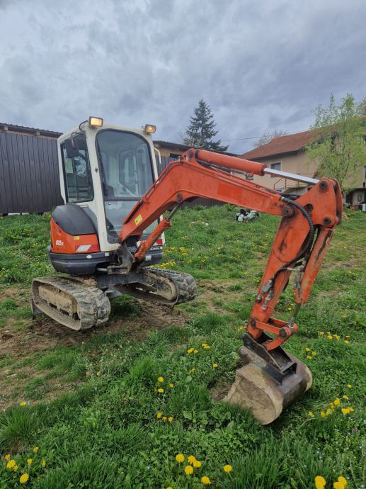 Mini-pelle Kubota U25-3 – 2,6 t – avec 3 godets - AGRIVITI MATERIEL AGRICOLE