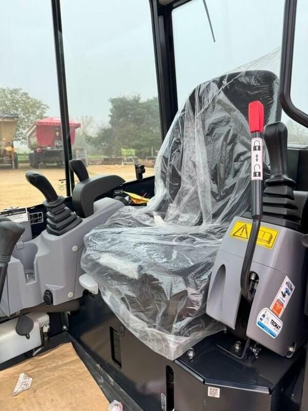 Mini-pelle Kubota U27-4 – 2025 – Neuf - AGRIVITI MATERIEL AGRICOLE