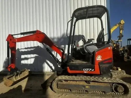 Mini-pelle Kubota U27-4 – 2,6 t – 2015 - AGRIVITI MATERIEL AGRICOLE