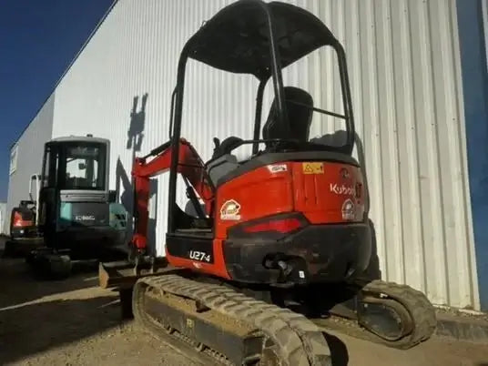 Mini-pelle Kubota U27-4 – 2,6 t – 2015 - AGRIVITI MATERIEL AGRICOLE