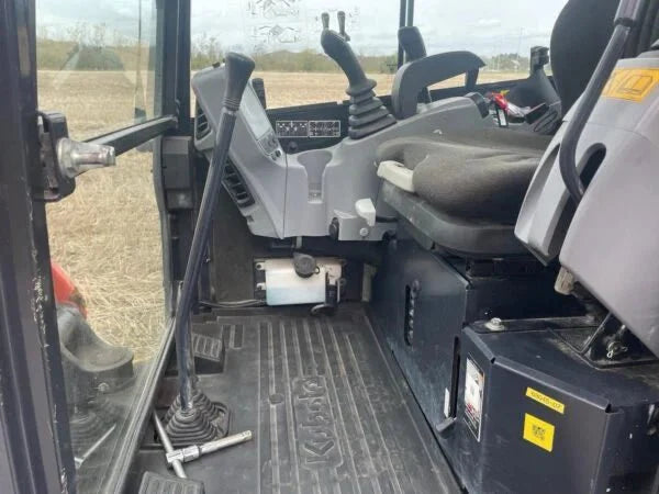Mini-pelle Kubota U27-4 – 2,7t – attache rotative – 3 godets - AGRIVITI MATERIEL AGRICOLE