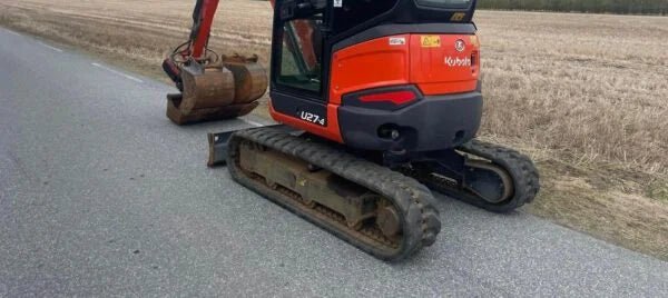 Mini-pelle Kubota U27-4 – 2,7t – attache rotative – 3 godets - AGRIVITI MATERIEL AGRICOLE