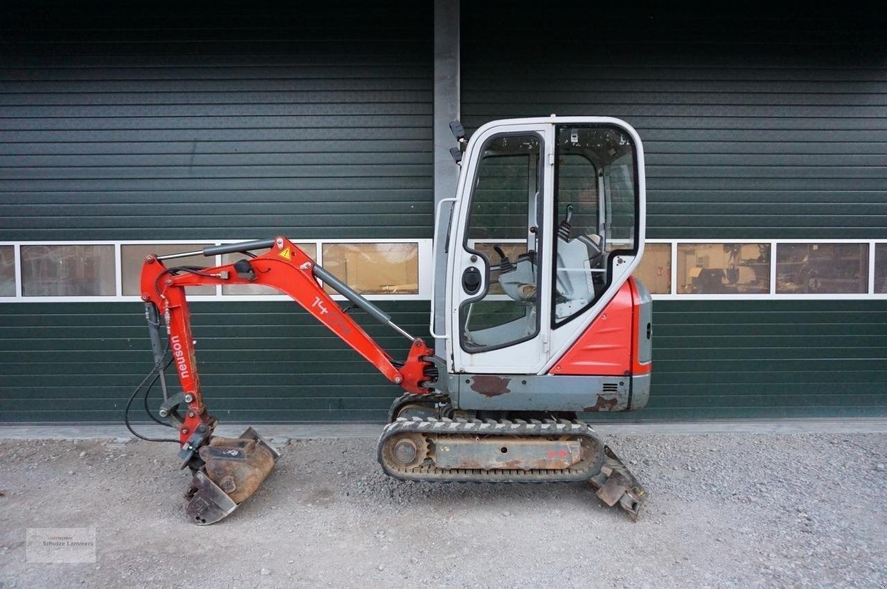 Mini-pelle Neuson 1404 – 1.4T – Avec 3 godets – Occasion - AGRIVITI MATERIEL AGRICOLE