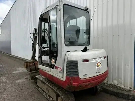 Takeuchi TB125 – Mini pelle cabine 2007 – Matériel de chantier - AGRIVITI MATERIEL AGRICOLE