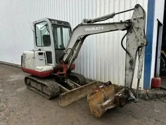 Takeuchi TB125 – Mini pelle cabine 2007 – Matériel de chantier - AGRIVITI MATERIEL AGRICOLE