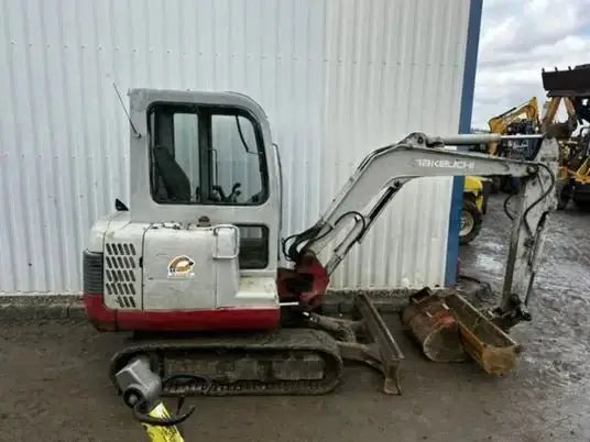 Takeuchi TB125 – Mini pelle cabine 2007 – Matériel de chantier - AGRIVITI MATERIEL AGRICOLE