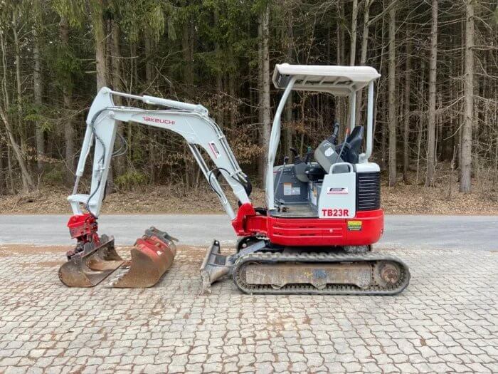 Mini-pelle Takeuchi TB23R – 2018 – 1 520 h – Occasion - AGRIVITI MATERIEL AGRICOLE