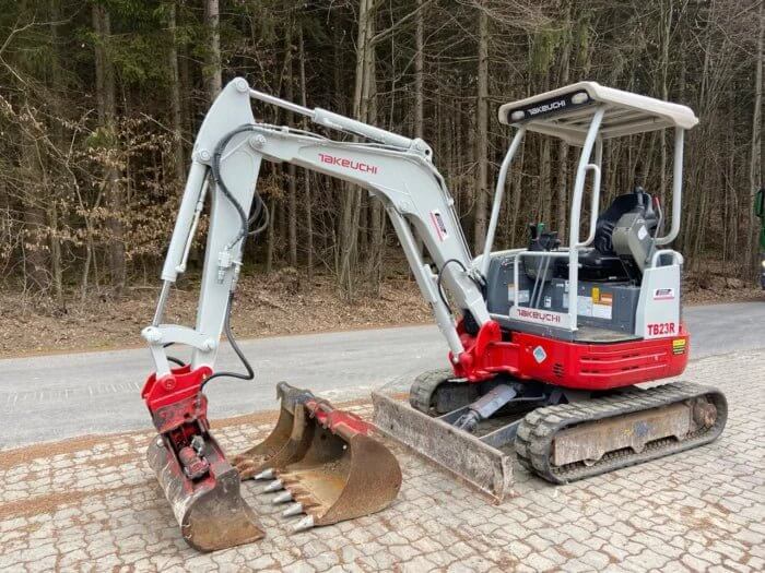 Mini-pelle Takeuchi TB23R – 2018 – 1 520 h – Occasion - AGRIVITI MATERIEL AGRICOLE