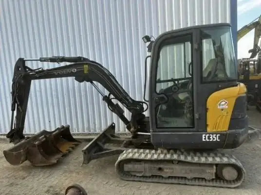 Kubota L1-382 – Matériel agricole compact - AGRIVITI MATERIEL AGRICOLE