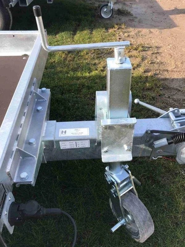 Remorque porte-engins HUMBAUR HT 3062 – 3,5T – double essieu – occasion - AGRIVITI MATERIEL AGRICOLE